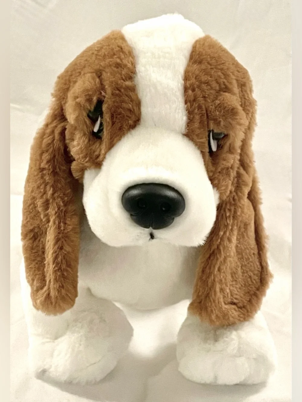 NWOT~ Bassett Hound Stuffed Animal